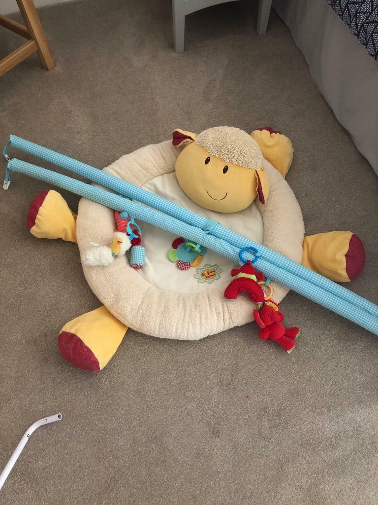 blossom farm play mat